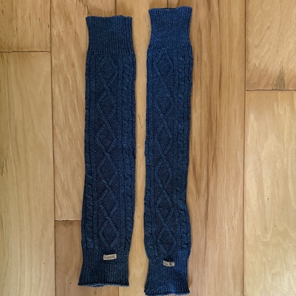 ToeSox Cable Knit Leg Warmers in Navy Blue - Picture 1 of 2
